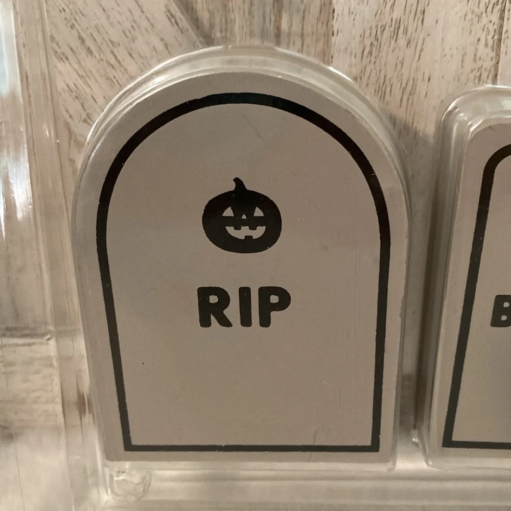 Target Hyde and Eek 2022 Halloween Mini Gravestones